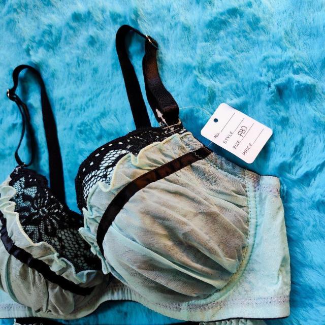 透け感Sexy。。GAL可愛ッ。。F80×L。。オーガンジーシフォンブラジャー&ショーツセット。。。グラマー大きいサイズグリーン系 < 女性ファッション  透け感Sexy。。GAL可愛ッ。。F80×L。。オーガンジーシフォンブラジャー&ショーツセット。。。グラマー大きいサイズグリーン系 < 女性ファッションの