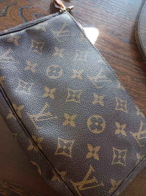 ���C�E���B�g�� �A�N�Z�\���[�� 2way�o�b�N���V�����_�[ �|�[�`��LOUISVUITTON�����i��LV������������ �� �u�����h�� 
