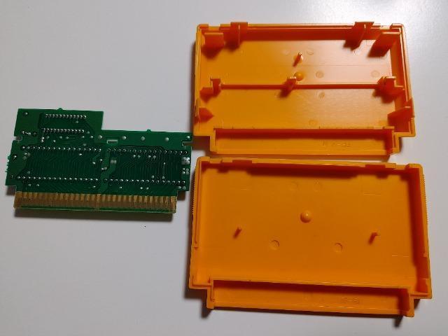 FC �\�t�g�{�[���V�� ���E���������� �J�Z�b�g�̂� ���Õi �g���L���n�E�X �� �Q�[���{��/�\�t�g�� 