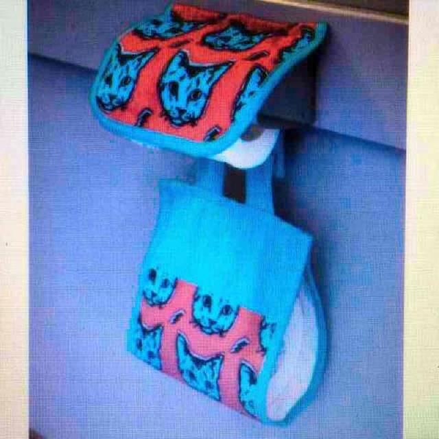 チャイハネ・アフリカンネコ柄トイレットペーパーカバー。 < ブランド  チャイハネ・アフリカンネコ柄トイレットペーパーカバー。  < ブランドの