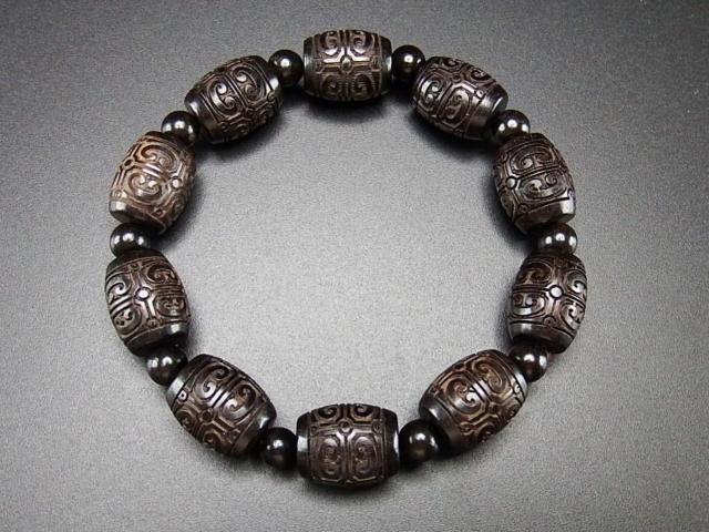アンティーク檀木如意柄精工彫り約12mm数珠念珠ブレスレット < 男性アクセサリー/時計  アンティーク檀木如意柄精工彫り約12mm数珠念珠ブレスレット < 男性アクセサリー/時計の