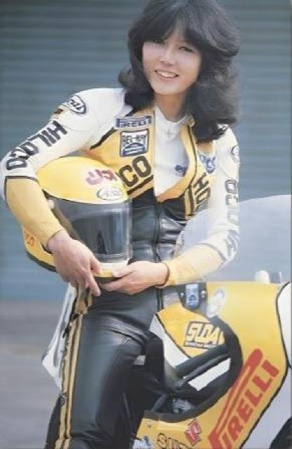 新品☆タペストリー伝説のライダー堀ひろ子☆ < インテリア/ライフ 新品☆タペストリー伝説のライダー堀ひろ子☆ < インテリア/ライフの