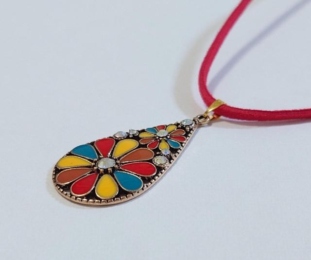 花柄のキラキラかわいいネックレス★ボヘミアン★   ネックレス   花柄ネックレス  カラフルネックレス   かわいいネックレス < 女性アクセサリー/時計  花柄のキラキラかわいいネックレス★ボヘミアン★   ネックレス   花柄ネックレス  カラフルネックレス   かわいいネックレス < 女性アクセサリー/時計の