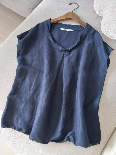 Monique/gbvXl[̃lCr[gbvX