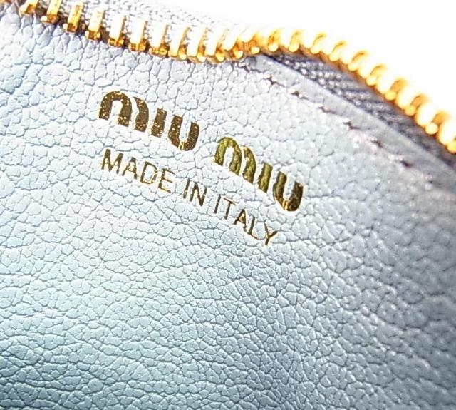 yKizmiu miu ~E~E U[ J[hRCP[XiCgu[jtOgP[X