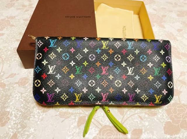 ルイヴィトン モノグラム 長財布 新品に近い美品 < ブランド  ルイヴィトン モノグラム 長財布 新品に近い美品  < ブランドの