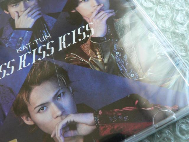 新品未開封/KAT-TUN『KISS KISS KISS』初回限定盤2【CD+DVD】シャッフルKAT-TUN収録(58分)他出品 < タレントグッズ  新品未開封/KAT-TUN『KISS KISS KISS』初回限定盤2【CD+DVD】シャッフルKAT-TUN収録(58分)他出品 < タレントグッズの