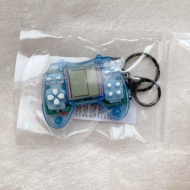 新品 クリアブルー ゲームコントローラー型 キーホルダー レトロ オタ活 青 N2m < 女性ファッション  新品 クリアブルー ゲームコントローラー型 キーホルダー レトロ オタ活 青 N2m  < 女性ファッションの