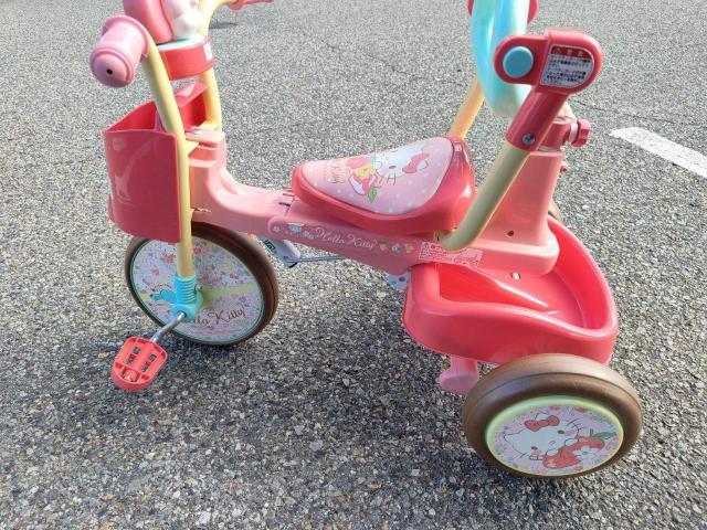 ハローキティHelloKitty キティ 三輪車 折りたたみ三輪車 折り畳み < おもちゃ  ハローキティHelloKitty キティ 三輪車 折りたたみ三輪車 折り畳み < おもちゃの