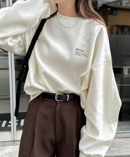 andme 裏起毛ロゴ刺繍ワンポイントスウェットトップス < 女性ファッション andme 裏起毛ロゴ刺繍ワンポイントスウェットトップス < 女性ファッションの