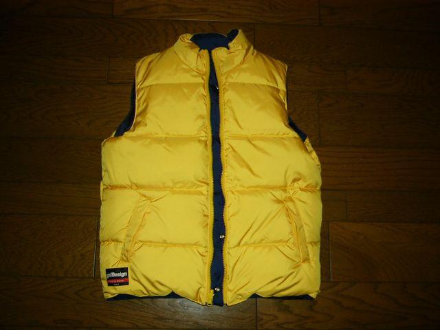 新品G1950リバーシブルダウンベストXSGIRLS紺黄系グッドイナフ < 男性ファッション  新品G1950リバーシブルダウンベストXSGIRLS紺黄系グッドイナフ < 男性ファッションの