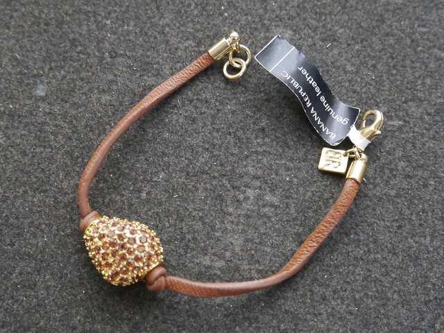 新品 BANANA REPUBLIC アンティーク調ストーンブレスレット < ブランド  新品 BANANA REPUBLIC アンティーク調ストーンブレスレット  < ブランドの