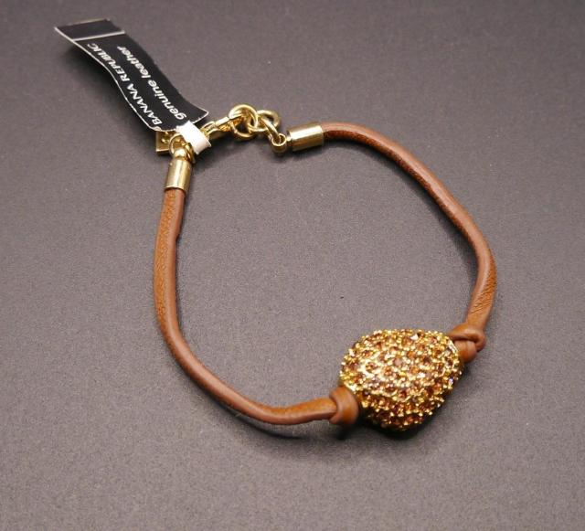 新品 BANANA REPUBLIC アンティーク調ストーンブレスレット < ブランド 新品 BANANA REPUBLIC アンティーク調ストーンブレスレット < ブランドの