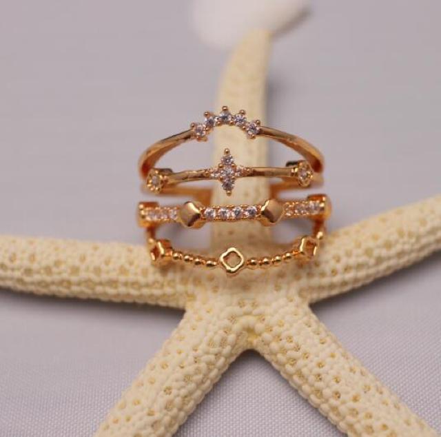 即日発送※婚約指輪 9号〜21号 大粒Czダイヤ※4連 クロス フリーサイズ リング ギフト ゴールド < 女性アクセサリー/時計 即日発送※婚約指輪 9号〜21号 大粒Czダイヤ※4連 クロス フリーサイズ リング ギフト ゴールド < 女性アクセサリー/時計の