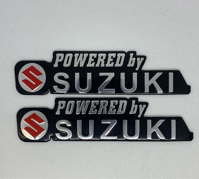 パワーテッド SUZUKI エンブレム 2枚セット ロゴ入り バイク 車 旧車 アクセサリー ドレスアップ < 自動車/バイク パワーテッド SUZUKI エンブレム 2枚セット ロゴ入り バイク 車 旧車 アクセサリー ドレスアップ < 自動車/バイク