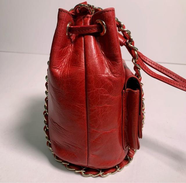 saintG 本革 赤 巾着型 チェーンバッグ ショルダーバッグ ゴールド金具 ミニバッグ < 女性ファッション saintG 本革 赤 巾着型 チェーンバッグ ショルダーバッグ ゴールド金具 ミニバッグ < 女性ファッションの