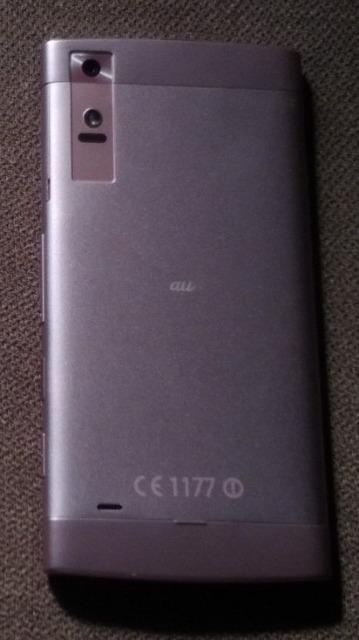 �����Z�� URBANO V02 �� �Ɠd/AV�� 