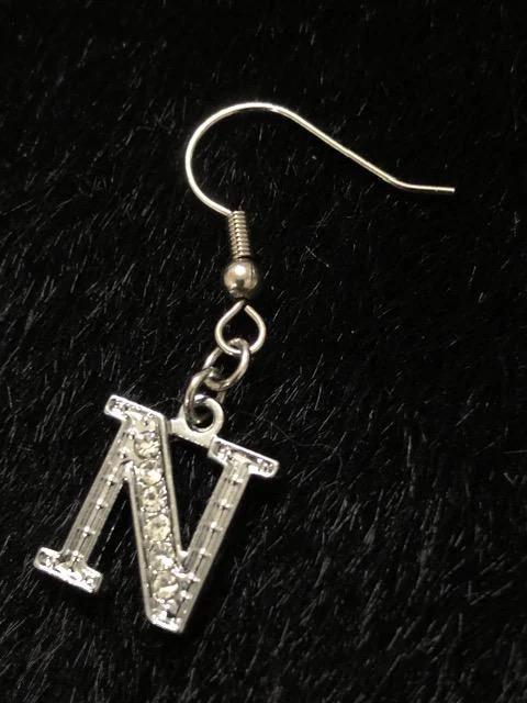 【最終売切り】ラインストーン付きイニシャルピアス☆【N】 < 女性アクセサリー/時計  【最終売切り】ラインストーン付きイニシャルピアス☆【N】  < 女性アクセサリー/時計の