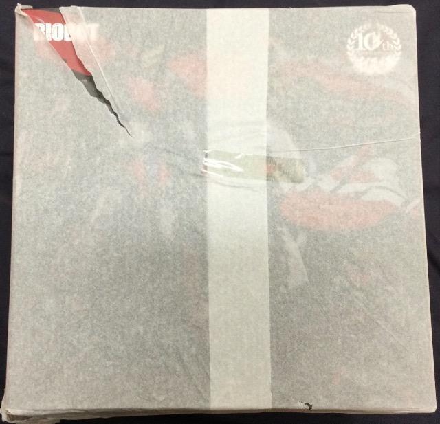 J l  RIOBOT UFO{ O_CU[ O_CU[&XyCU[Zbg@   zr[ 