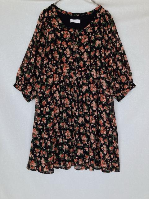 E hyphen world gallery  O ԕ s[X N2m 