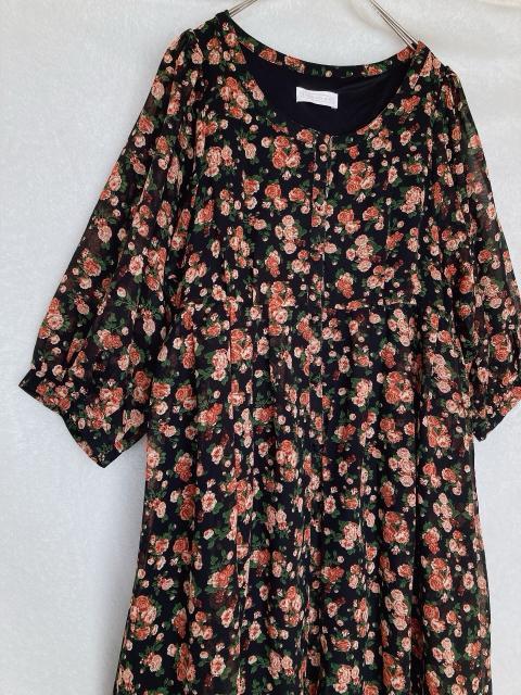 E hyphen world gallery  O ԕ s[X N2m