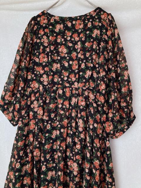 E hyphen world gallery  O ԕ s[X N2m