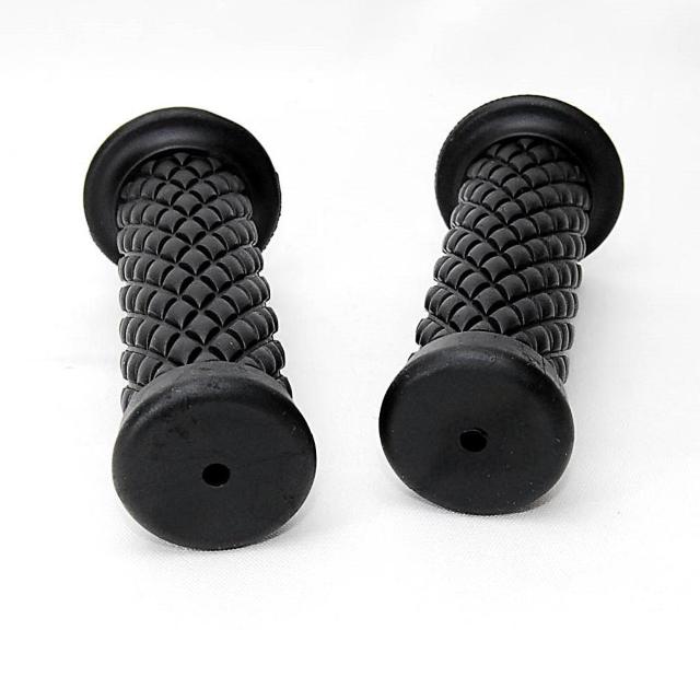 キルティング柄 ラバーハンドルグリップ ブラック 非貫通式 バイク ラバーグリップ カスタム ハンドル グリップ 黒 < 自動車/バイク キルティング柄 ラバーハンドルグリップ ブラック 非貫通式 バイク ラバーグリップ カスタム ハンドル グリップ 黒 < 自動車/バイク