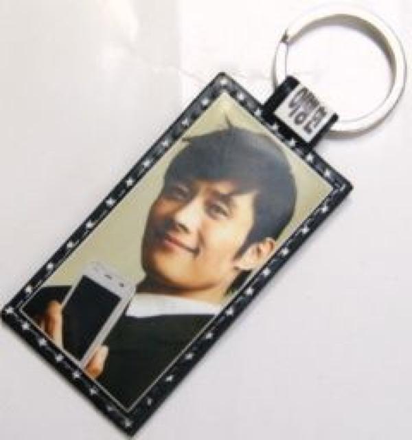 CErzʈႤʐ^VvL[z_[   ^gObY 