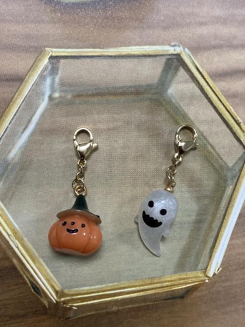 ハンドメイド ハロウィン マスクチャーム 2点セット オバケ、かぼちゃ < 女性ファッション  ハンドメイド ハロウィン マスクチャーム 2点セット オバケ、かぼちゃ  < 女性ファッションの