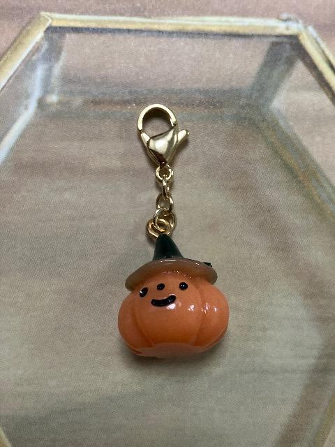 ハンドメイド ハロウィン マスクチャーム 2点セット オバケ、かぼちゃ < 女性ファッション  ハンドメイド ハロウィン マスクチャーム 2点セット オバケ、かぼちゃ < 女性ファッションの