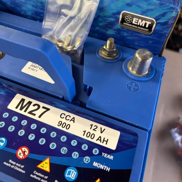 ディープサイクルバッテリー グロバットM27 100AH マリンバッテリー < 自動車/バイク ディープサイクルバッテリー グロバットM27 100AH マリンバッテリー < 自動車/バイク