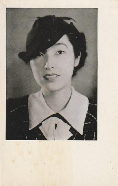 当時の女性 当時の絵はがきなど 3種【È-8】 < ホビー  当時の女性 当時の絵はがきなど 3種【È-8】 < ホビーの