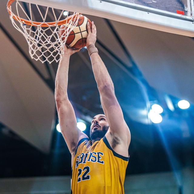 #22 ジョシュ・シャーマ選手 10周年記念ユニフォーム(直筆サイン入り)※上下セット < レジャー/スポーツ #22 ジョシュ・シャーマ選手 10周年記念ユニフォーム(直筆サイン入り)※上下セット < レジャー/スポーツの