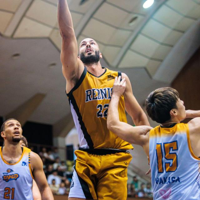 #22 ジョシュ・シャーマ選手 10周年記念ユニフォーム(直筆サイン入り)※上下セット < レジャー/スポーツ #22 ジョシュ・シャーマ選手 10周年記念ユニフォーム(直筆サイン入り)※上下セット < レジャー/スポーツの