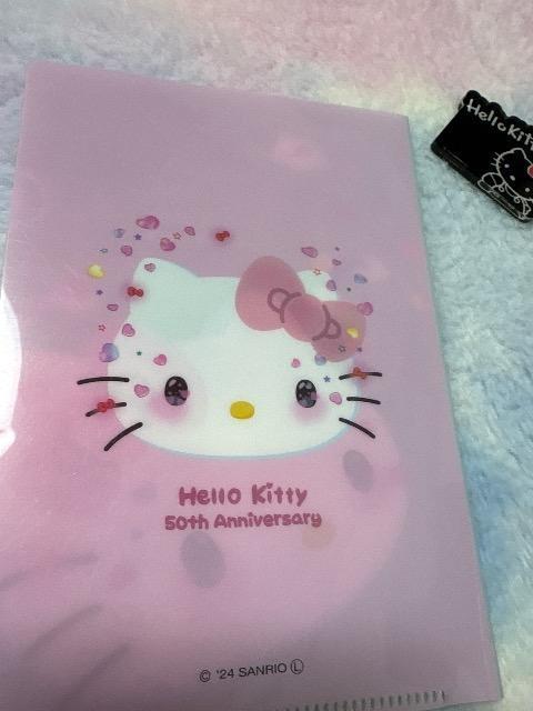 HELLO KITTYハローキティ50周年プチクリアファイル★立体シールつき < おもちゃ HELLO KITTYハローキティ50周年プチクリアファイル★立体シールつき < おもちゃの