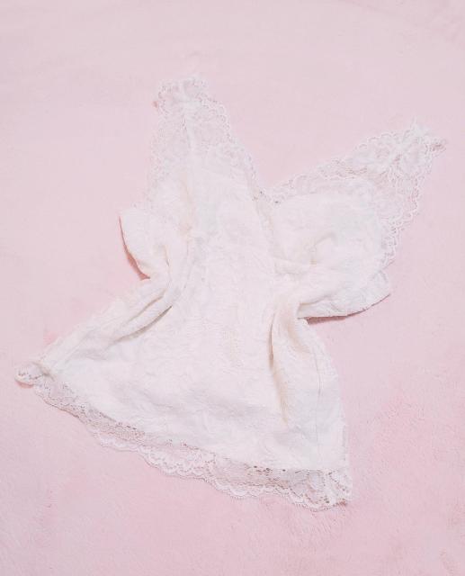 【匿名配送…品名◇衣類】 earth music&ecology キャミソール **mii…みぃ** < 女性ファッション 【匿名配送…品名◇衣類】 earth music&ecology キャミソール **mii…みぃ** < 女性ファッションの