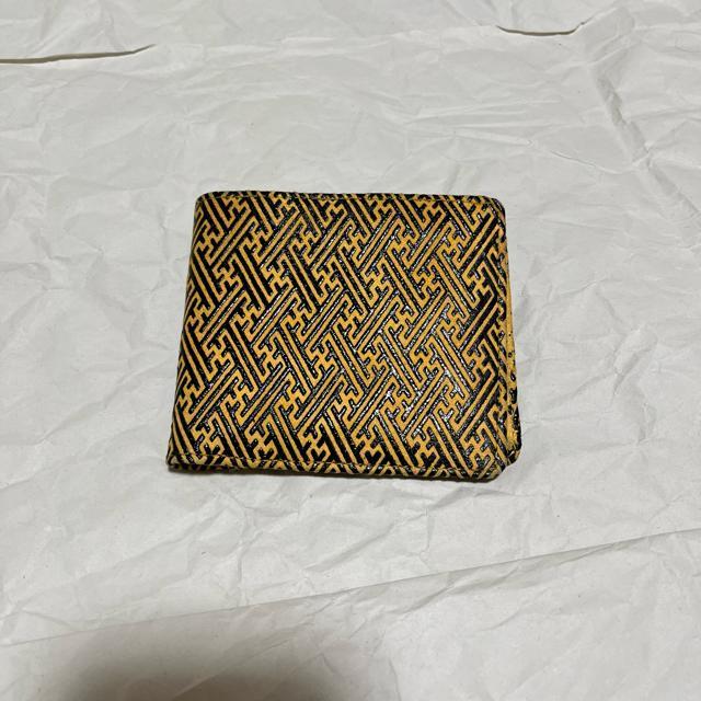 【ノーブランド扱い】 総柄 / レザー / 二つ折り財布(小銭入れあり) 黄色系 < 女性ファッション 【ノーブランド扱い】 総柄 / レザー / 二つ折り財布(小銭入れあり) 黄色系 < 女性ファッションの