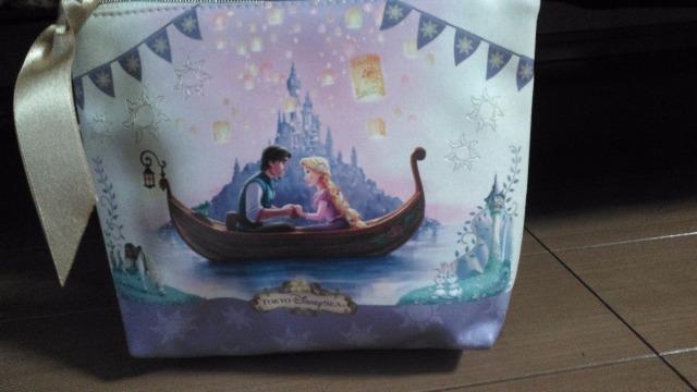 ���]�[�g���v���c�F���̃����^���t�F�X�e�B�o���|�[�`  �� �C���e���A/���C�t�� 