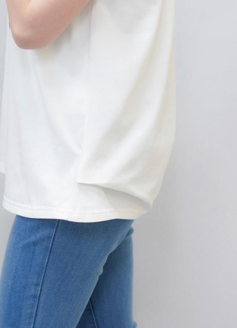SALE●定価3,190円【新品未使用】スカーフプリント プルオーバー●グレー●プリントTシャツ < 女性ファッション  SALE●定価3,190円【新品未使用】スカーフプリント プルオーバー●グレー●プリントTシャツ < 女性ファッションの