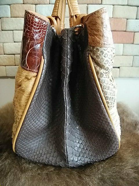 爬虫類勢揃い★パッチワーク2wayバッグ < 女性ファッション  爬虫類勢揃い★パッチワーク2wayバッグ < 女性ファッションの