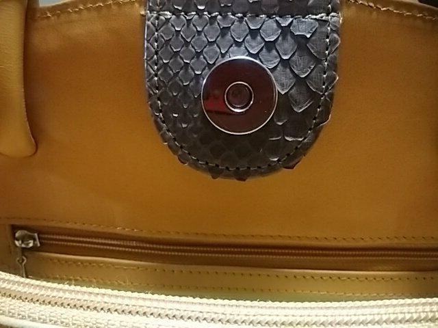 爬虫類勢揃い★パッチワーク2wayバッグ < 女性ファッション  爬虫類勢揃い★パッチワーク2wayバッグ < 女性ファッションの