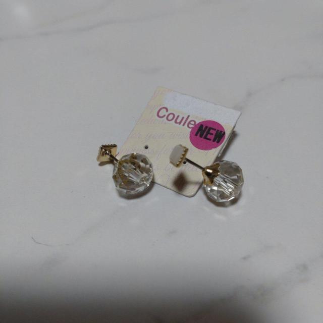 クリアービーズとラインストーンピアス < 女性アクセサリー/時計  クリアービーズとラインストーンピアス  < 女性アクセサリー/時計の