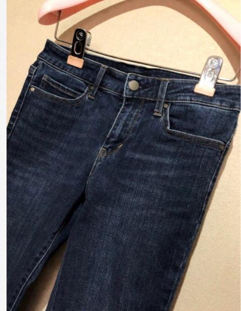 UNIQLO ウルトラストレッチジーンズ ミドルライズ スキニーデニム 24 < ブランド UNIQLO ウルトラストレッチジーンズ ミドルライズ スキニーデニム 24 < ブランドの