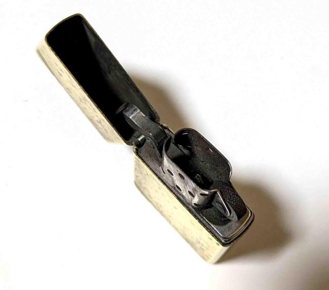 Zippo�@�N�G�̓������p�W�b�|�[�@���F �� �j���t�@�b�V������ 