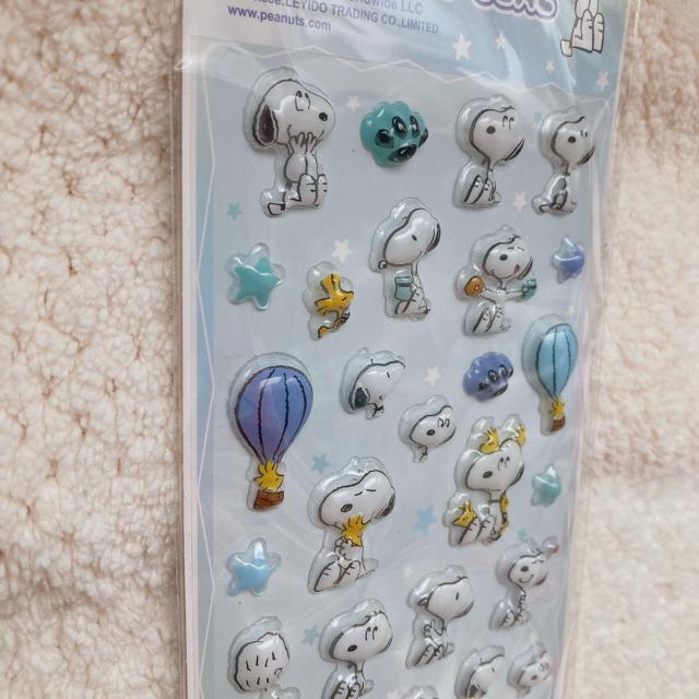 新品 ぷくぷく ぷっくり ピーナッツ スヌーピー 3D シール デコ シール帳 N2m < インテリア/ライフ 新品 ぷくぷく ぷっくり ピーナッツ スヌーピー 3D シール デコ シール帳 N2m < インテリア/ライフの