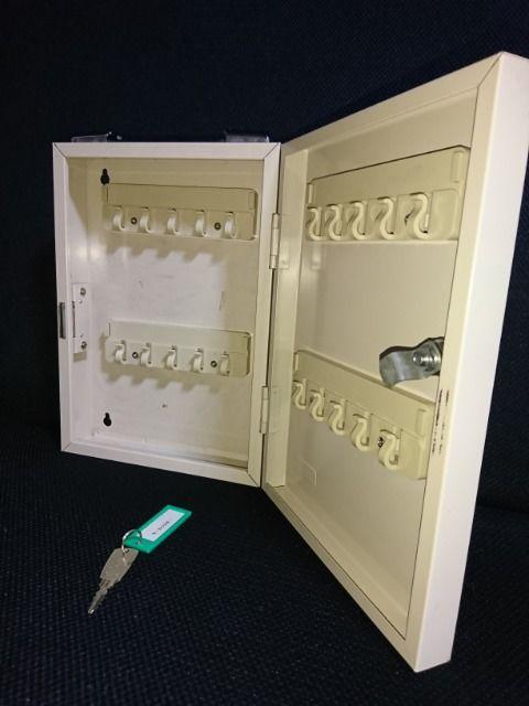 カギ(キー)ボックス < 男性ファッション  カギ(キー)ボックス  < 男性ファッションの