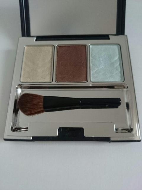 カネボウ★トワニー グラマシー★アイカラーセット★02★ブラウン中心3色入り★ケース付き < ブランド カネボウ★トワニー グラマシー★アイカラーセット★02★ブラウン中心3色入り★ケース付き < ブランドの