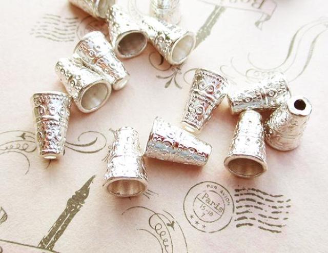 ビーズキャップ7×10o20個シルバーBコーン型 < ペット/手芸/園芸  ビーズキャップ7×10o20個シルバーBコーン型  < ペット/手芸/園芸の