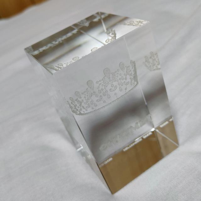 正規限定 ショーメ アンぺリアル ティアラ 立体ロゴ キューブクリスタルペーパーウェイト アイコンオブジェ インテリア置物 付属有 < ブランド  正規限定 ショーメ アンぺリアル ティアラ 立体ロゴ キューブクリスタルペーパーウェイト アイコンオブジェ インテリア置物 付属有 < ブランドの