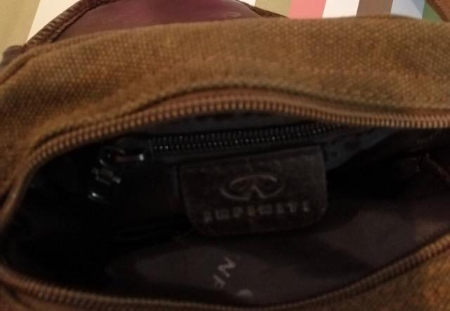 特価美品カーキ色革部本革ショルダーバッグ貴重品入れ斜め掛け頑丈素敵人気ブランド大活躍内装充実レア < 男性ファッション  特価美品カーキ色革部本革ショルダーバッグ貴重品入れ斜め掛け頑丈素敵人気ブランド大活躍内装充実レア < 男性ファッションの